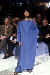 kenzo-ss-1999-2.thumb.jpg.f194bf5ecd0c99ed903a05bd0e150040.jpg