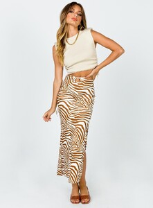 kody-maxi-skirt-beige-zebra-1_57663b05-ac88-4393-bcd2-096e8680ab26_1800x.jpeg