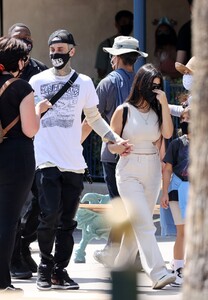 kourtney-kardashian-and-travis-barker-at-disneyland-in-anaheim-05-19-2021-5.jpg