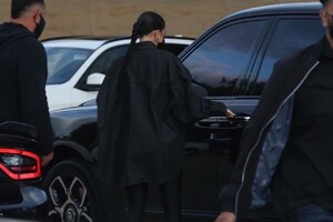 kylie-jenner-at-nobu-in-malibu-04-26-2021-4.jpg