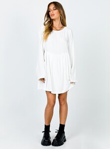 lais-mini-dress-white-2_3e195466-912d-4fd5-80e4-72917894ef57_1800x.jpeg