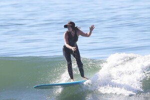leighton-meester-at-a-surf-session-in-malibu-05-09-2021-6.jpg
