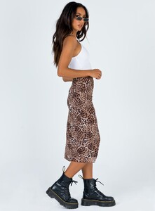 leonidas-maxi-skirt-3_2ec61086-4510-4209-a788-431772c7d79f_1800x.jpeg