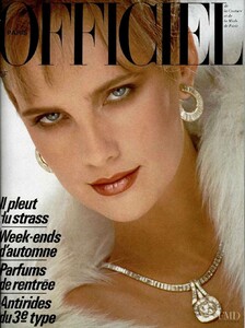 lofficiel-france-1984-october-00-fullsize.thumb.jpg.769d4235f6d986d734731e98d2f65771.jpg