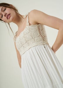 mitjorn-flat-crochet-dress-s21.-2jpg.thumb.jpg.6686c356c1e0c1b44145fb593bf2d6b0.jpg