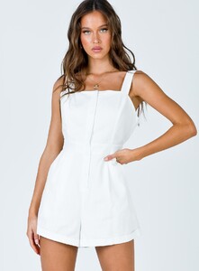 mollie-playsuit-white-1_c4f4ba01-3c71-4c3b-908f-c948e008f7bd_1800x.jpeg