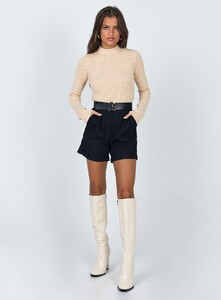 monica-shorts-black-2_c4e8c8ce-52e9-4f28-8b8a-9be2935a410a_1800x.jpeg