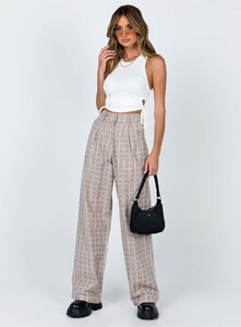 motel-onfal-check-trouser-taupe-2_8ec18c32-9ebd-4987-9aff-59c779a65b7e_1800x.jpeg