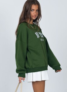 new-york-jumper-green-3_88e97361-3cf2-457c-8c23-1f1fd8b69f3b_1800x.jpeg