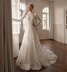 oshratmishal.bridal_190914805_483413916102809_846300732601512038_n.jpg