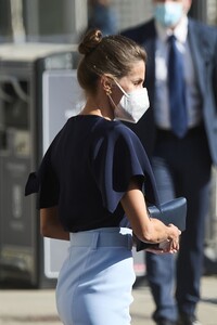 queen-letizia-at-casa-america-in-madrid-05-19-2021-2.jpg