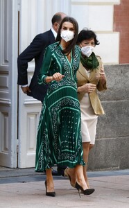 queen-letizia-children-and-youth-literary-awards-ceremony-in-madrid-05-11-2021-6.jpg