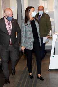 queen-letizia-meeting-with-the-spanish-committee-of-representatives-of-people-with-disabilities-in-madrid-10-27-2020-5.jpg