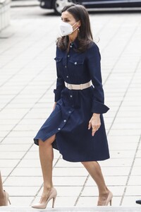 queen-letizia-of-spain-at-presentation-of-a-report-on-the-role-of-women-in-the-economy-in-madrid-04-16-2021-3.jpg