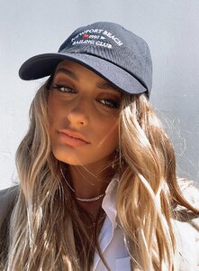 regatta-navy-cap-1_1e338952-ffb0-4f7c-b53e-6f296599791c_1800x.jpeg