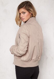 rut-circle-kate-bomber-jacket-dark-sand_2.jpg