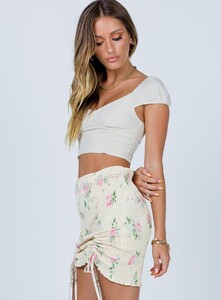 sadie-mini-skirt-floral-3_ca4735d1-54fe-44e7-9122-b19ab8ed4c68_1800x.jpeg