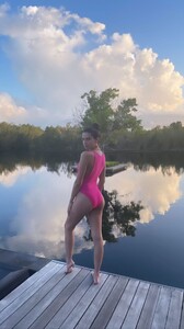 sarasampaio_190801142_211662740773708_7484850174056601741_n.jpg