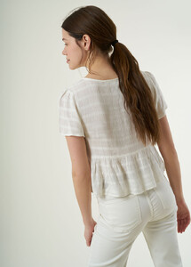 star-ruffle-embroidered-blouse-s21-4.thumb.jpg.3fff8df2b80fe81086fe2d3bcabc148f.jpg