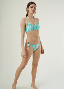 striped-bikini-bottoms-s21.thumb.jpg.08b5888ecb7d51e9c03ce42c0d8cad9e.jpg