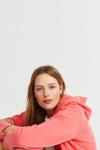 sudadera-mujer-basic-hoodie.jpg