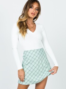 trinity-mini-skirt-green-1_08b7b94d-04e5-4c92-a38f-e623b412f11e_1800x.jpeg