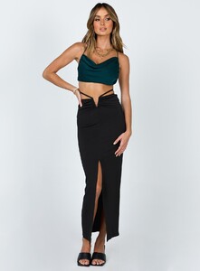 true-intentions-maxi-skirt-black-2O0A7519_1800x.jpeg