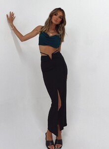 true-intentions-maxi-skirt-black-IMG_5111_1800x.jpeg