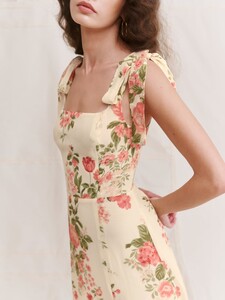 twilight-dress-corsage-2.jpeg