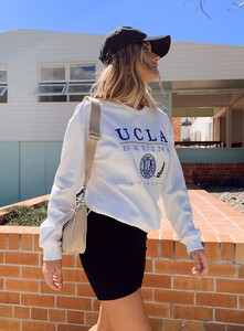 ucla-vintage-puff-jumper-beige-3_013c46aa-013a-4038-8966-f107e07bf15a_1800x.jpeg