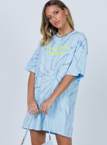 vacation-mood-blue-tie-dye-tee-dress-433A7168_848ef922-4304-41cc-b41e-df67dec196f7_1800x.jpeg