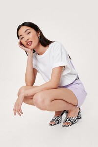 white-pisces-zodiac-graphic-crew-neck-t-shirt.jpeg