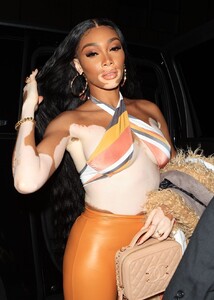 winnie-harlow-at-kendall-jenner-s-818-tequila-launch-party-at-nice-guy-in-west-hollywood-05-21-2021-1.jpg