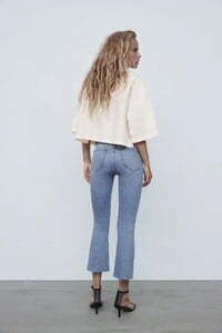 womens-jeans-zara-cropped-flare-mid-rise-jeans-trf_5.jpg