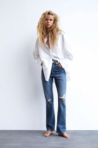 womens-jeans-zara-hi-rise-bootcut-jeans-with-rips_2.jpg