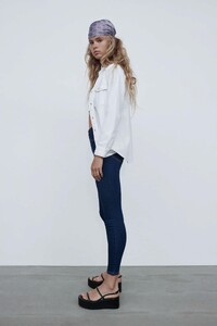 womens-jeans-zara-hi-rise-super-elastic-jeggings.jpg