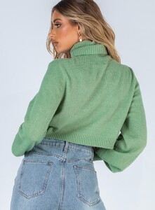 zahara-jumper-sweater-green-4_c8a2556e-ad0f-4a5a-b97c-1925af7c3465_1800x.jpeg