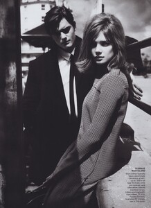 101011264_Mert__Marcus_US_Vogue_September_2011_06.thumb.jpg.9e02a0cbc8825df7841942da81f42e37.jpg