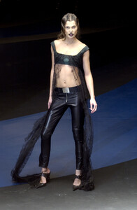 1025784967_AlexanderMcQueenFall20015.thumb.jpg.fa7cad582ac6db3bd561284a75059011.jpg