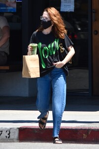      zoe140621BZNimage102.jpg