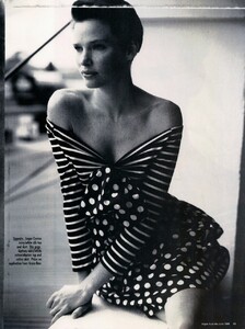 1074167487_CaroleJacksonVogueAustraliaJune1988FirstFlirtWithSummerRichardBailey19.thumb.jpg.d030abd9ca09a2b01d950ecbf6fb8606.jpg
