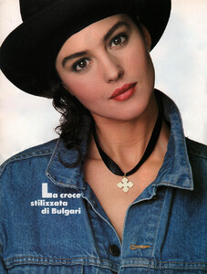 11-ELLEITdec88-m.DonnaPeeleMonicaBellucciNatalyCoualy-ph.OlivieroToscani.thumb.jpg.29f5a7c79002297943fff3eedb920948.jpg