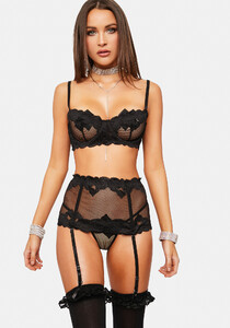 Mesh Underwire Bra, Garter Waist Cincher & Thong Set_01.jpg