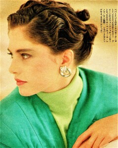 1143862624_ElleJapon9-20-87(101).thumb.jpg.06959819a8109bd748c0fc729c4a3d26.jpg