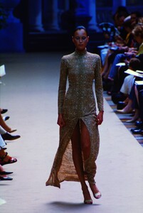 116043549_balmain-hc-fw-1998(3)-Copy.thumb.jpg.b94f22eafa8310c20ced4720591b4d28.jpg