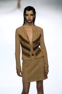 1203505140_Missoni1998WomenRTW42.thumb.jpg.46b5cf212ce316a77faa4cae1b0bbd66.jpg