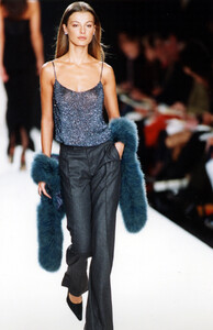 1251908030_RalphLaurenFall20002.thumb.jpg.0921c262e1b8897d340de960ee85a4ab.jpg