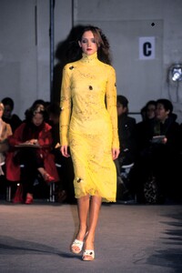 Junko Shimada 1999 Women RTW 5.jpg