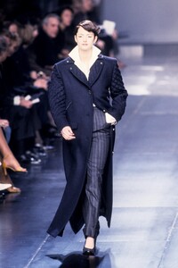 1264651868_GianfrancoFerre1998WomenRTW5.thumb.jpg.ad2237c6e26d4965f827a52ba293656b.jpg