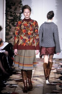 Keita Maruyama 1998 Women RTW 64.jpg